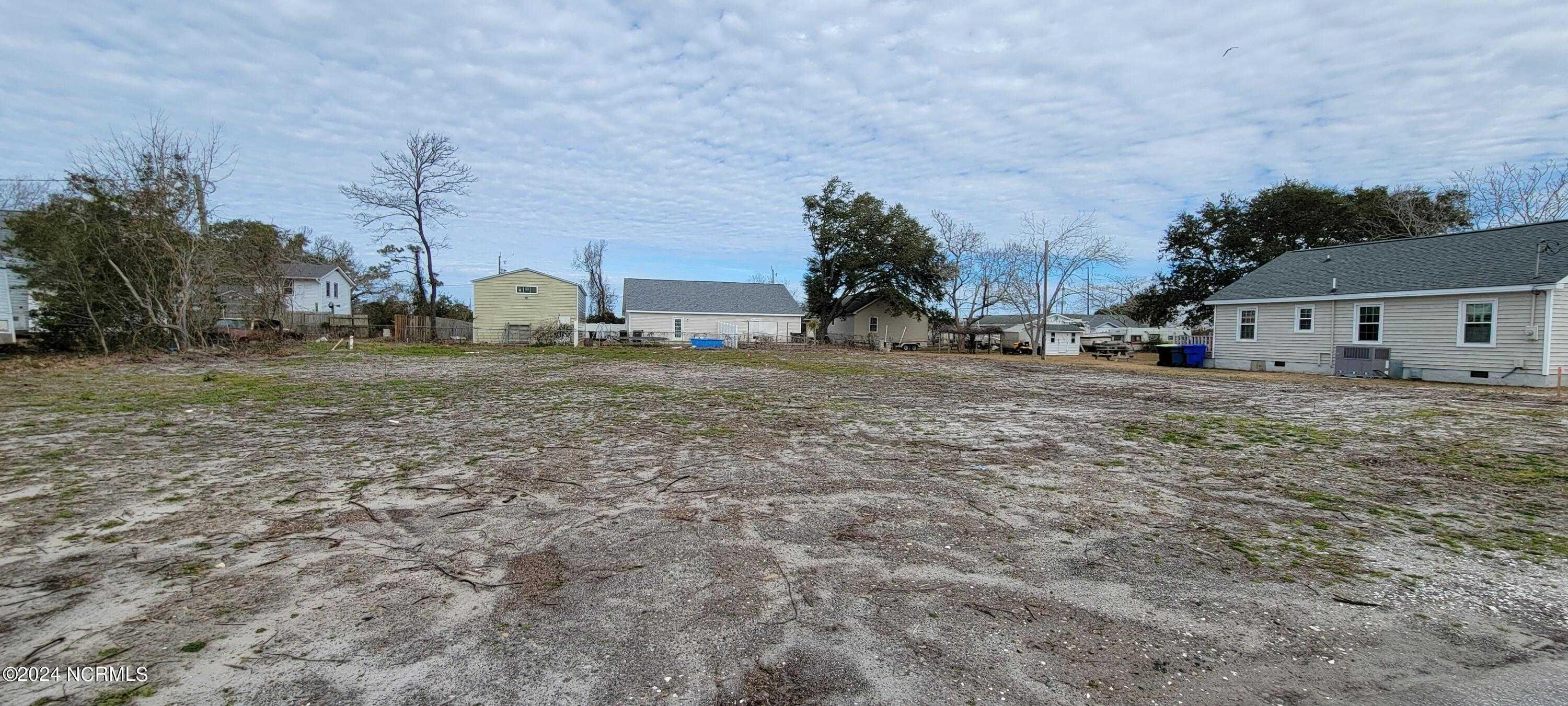 2510 Bay, 100424179, Morehead City, Residential Land,  for sale, Tia  Yelton, Realty World - First Coast Realty